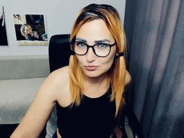 Sex kamery živě: Sex chat a XXX sex show pro dospělé.